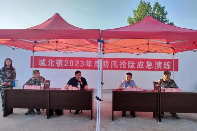 “汛”速行動，以練筑防！金安區(qū)城北鎮(zhèn)開展防汛搶險應(yīng)急演練